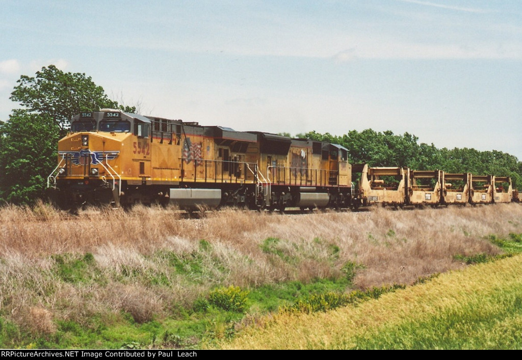 Tied down baretable in the siding